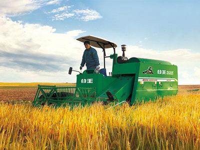 农机跨区作业 谁来为机手保驾护航？